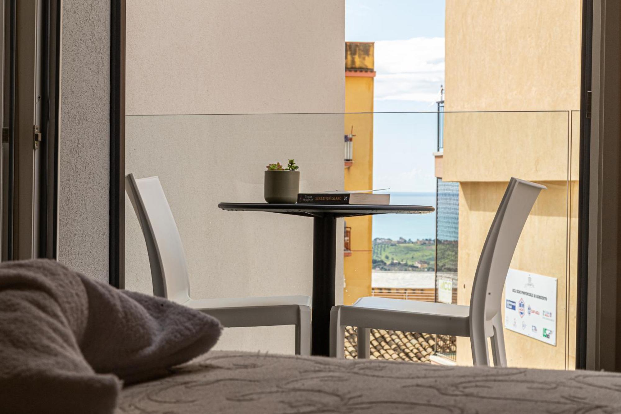 Oneira Rooms Agrigento Esterno foto