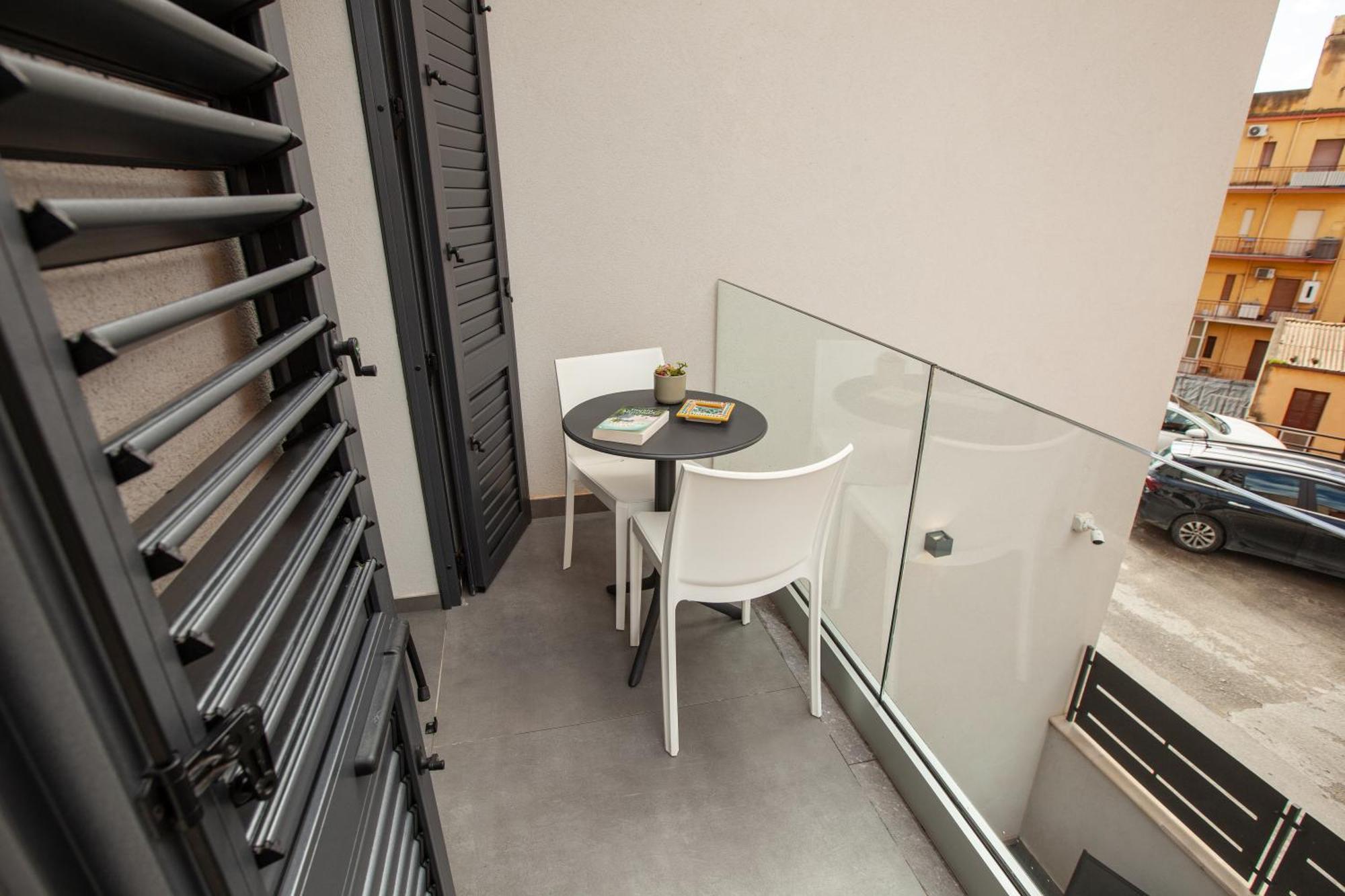 Oneira Rooms Agrigento Esterno foto